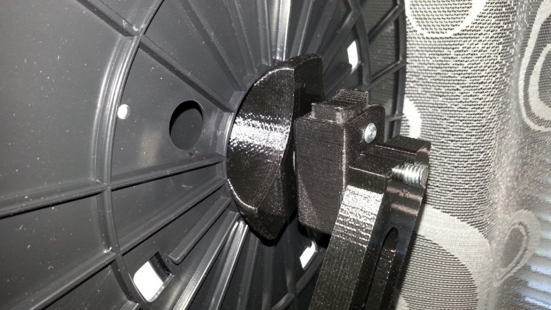 Spool adapter and spring nut 1.jpg (388.11 KiB) Zobrazeno 10141 krát Spool adapter and spring nut 1.jpg