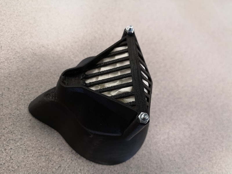 maska Darth 1.jpg (138.18 KiB) Zobrazeno 19930 krát maska Darth 1.jpg